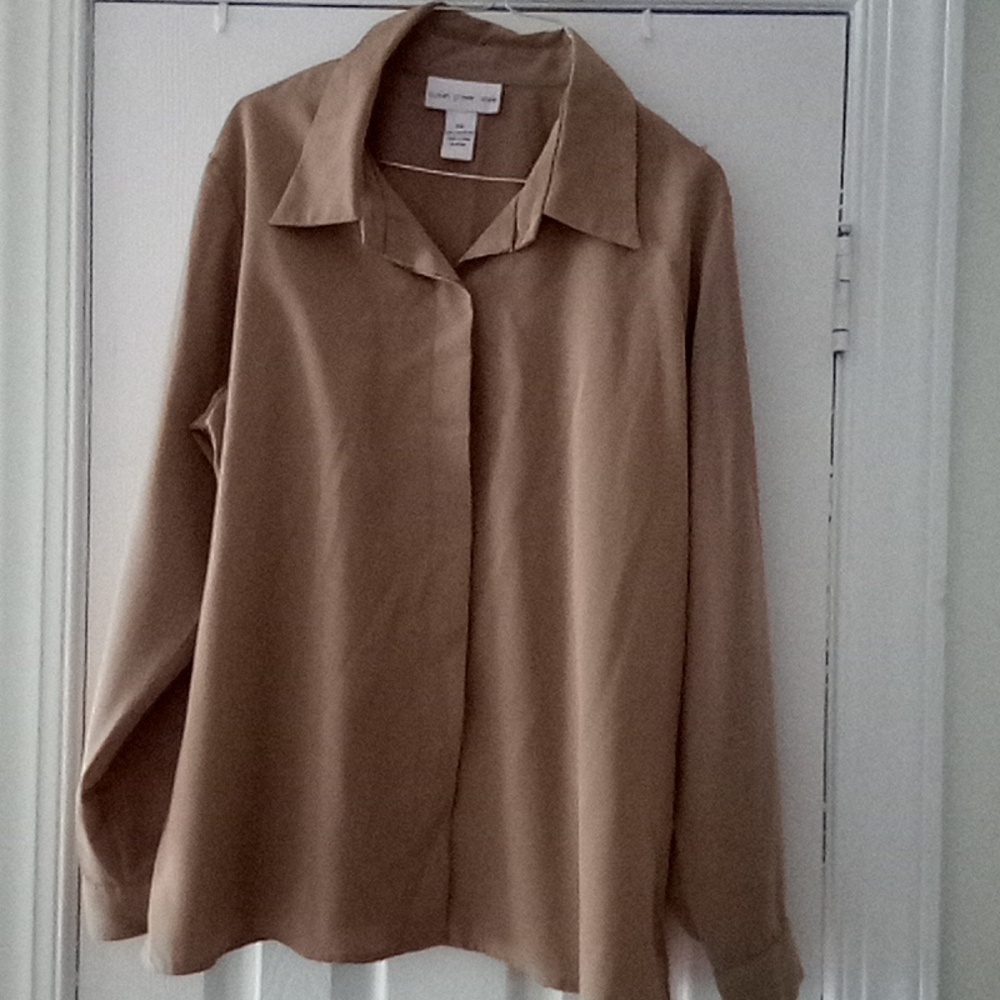 Women's Top